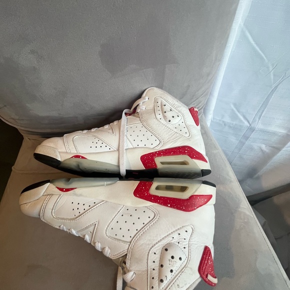 Nike Air Jordan White and Red Sneakers - Picture 5 of 8